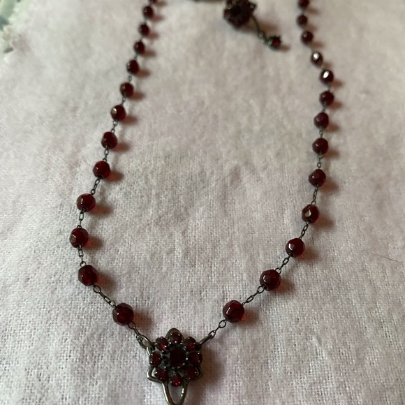Garnet color necklace and earring set - Picture 3 of 7